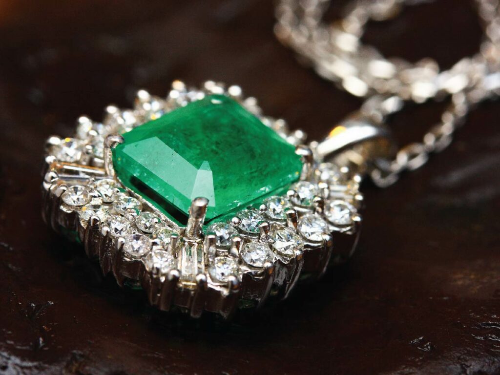 Gems & Jewelry Industry? Beware Of Wrong Hiring!
